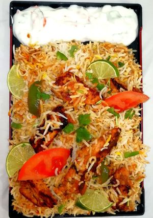 A picture of Chicken tikka biriyani.