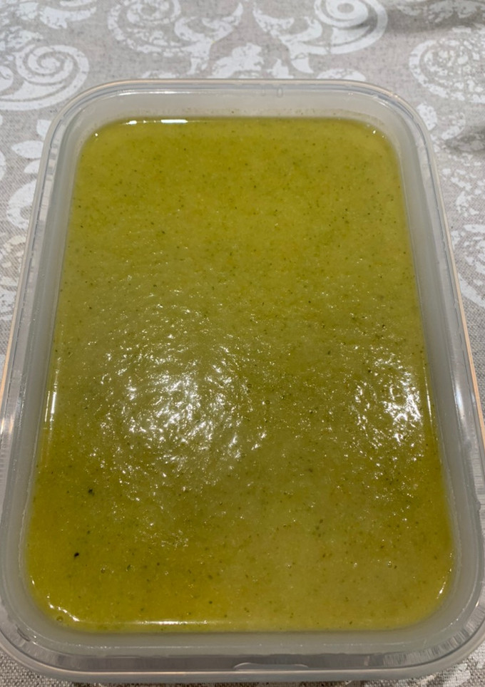 Una foto de Crema de brócoli en Mambo Cecotec