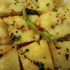 A picture of Rava Dhokla / Suji Dhokla.