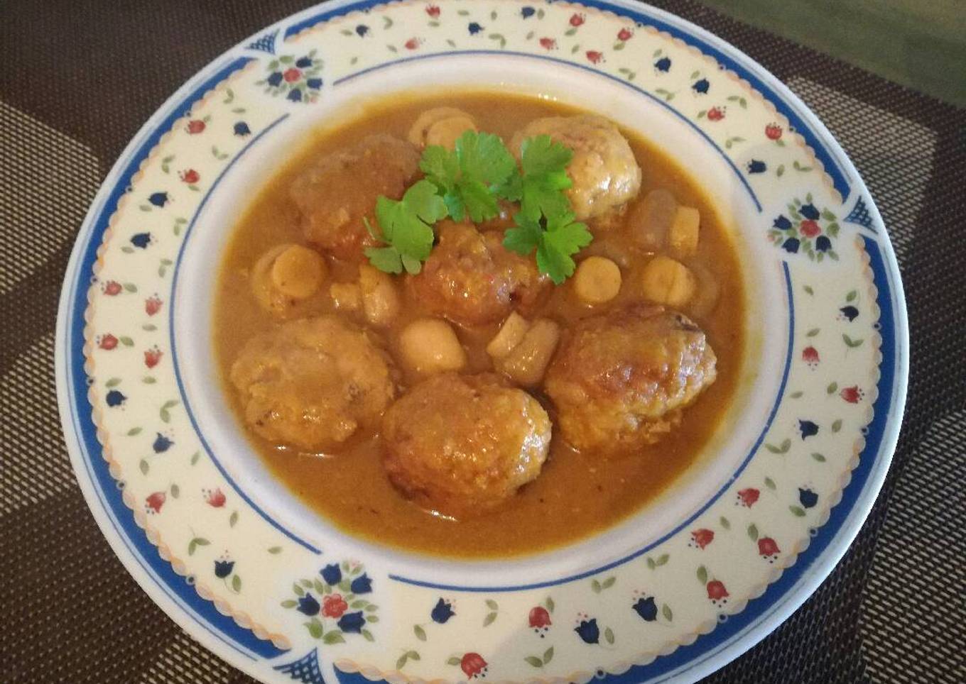 Albóndigas con champiñones