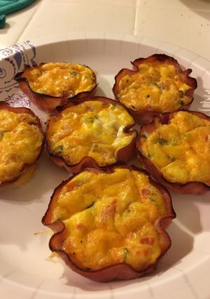 A picture of Ham and Egg Cups.