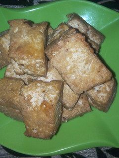 A picture of Soya beans cheese.