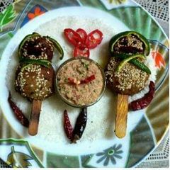 A picture of Mr.& Mrs. Cutlets.