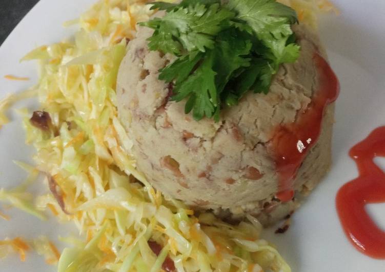 Recipe of Homemade Mashed potatoes and mbaazi. (mukimo)