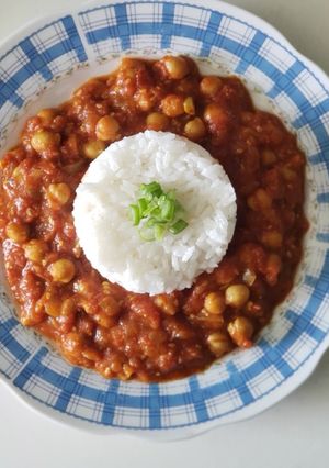 A picture of 🇮🇳 Chickpea Chana Masala 🇮🇳.