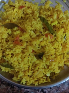 அரிசி பருப்பு சாதம் (Arisi paruppu satham recipe in tamil) செய்முறை முக்கிய புகைப்படம்