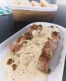 Contramuslos de pollo con salsa de queso añejo de oveja
