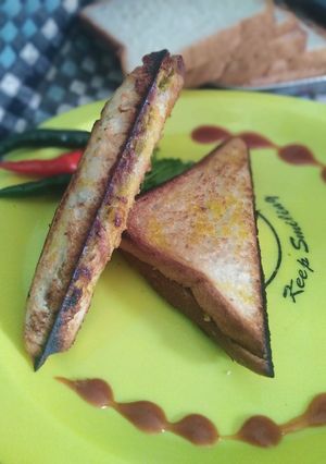 A picture of Schezwan spicy sandwich.