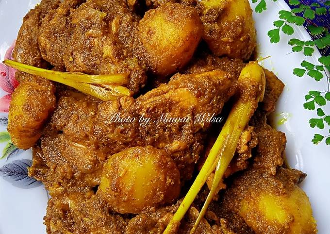 Resipi Ungkep Rangka Ayam Oleh Mawar Wilsa Cookpad