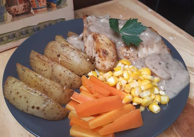 FISH STEAK (gindara) with mushroom sauce and potato wedges