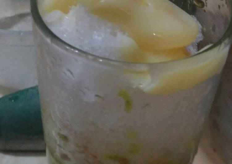 Resep Es alpukat kocok yang Lezat