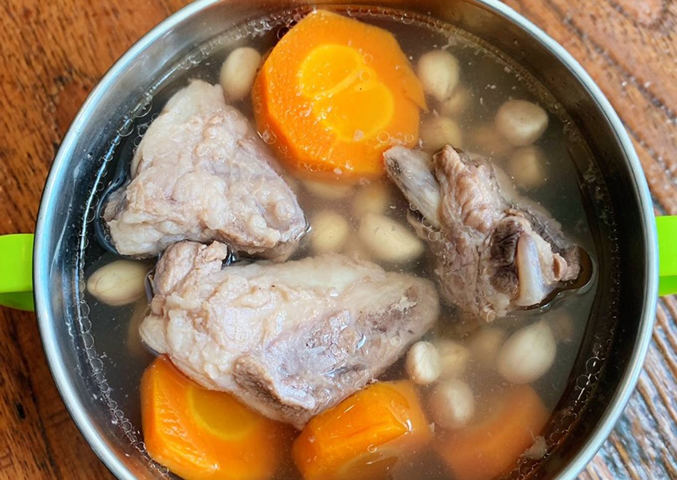 Sop Daging Kacang Tanah