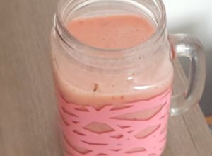Una foto de Licuado de fresa