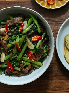 沙茶空心菜炒牛肉 的食譜成品照片