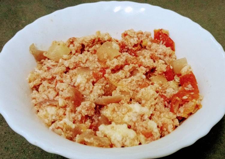 Step-by-Step Guide to Prepare Quick Scrambled Eggs #localfoodcontest_mombasa