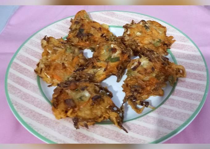 Resep Bakwan Sayur Renyah Oleh Mega Winasis Cookpad