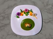 Una foto de guiso de frijoles blancos