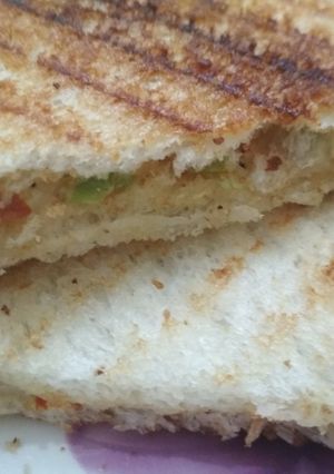 A picture of Veg sandwitch.