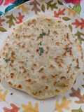 Cheesy garlic naan