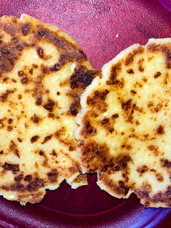Una foto de Tortillas con extra queso 🧀 😋