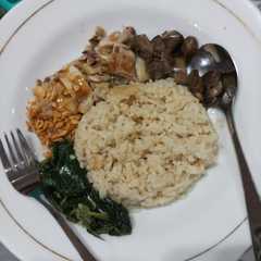 รูปของ Nasi Hainam dan Ayam Kukus Rice Cooker