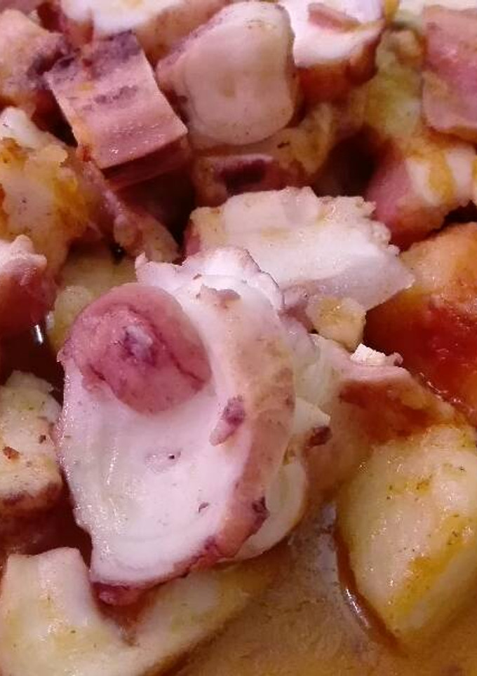 Una foto de Pulpo a la gallega