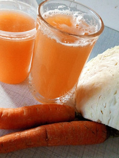 A picture of Cabbage carrot miracle juice.