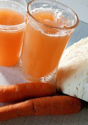 A picture of Cabbage carrot miracle juice.
