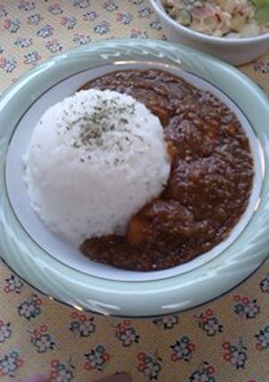 A picture of Irresistible Garlic Chicken Curry Rice.