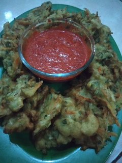 Foto resep Bakwan Sayur dengan Saos Cabe