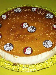 Una foto de Mousse de turrón y cobertura de Baileys