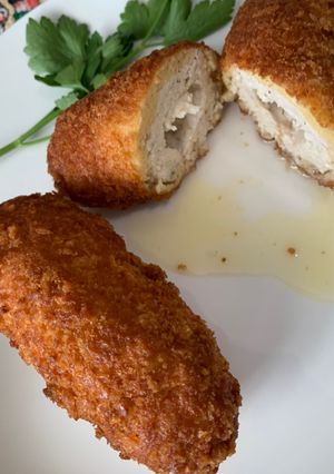 A picture of Ukrainian Chicken Cutlets.