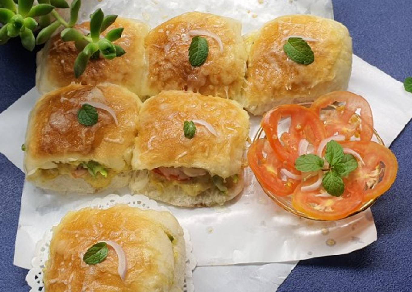 Awadhi Chicken Sliders