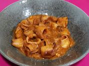Una foto de calamar encebollado