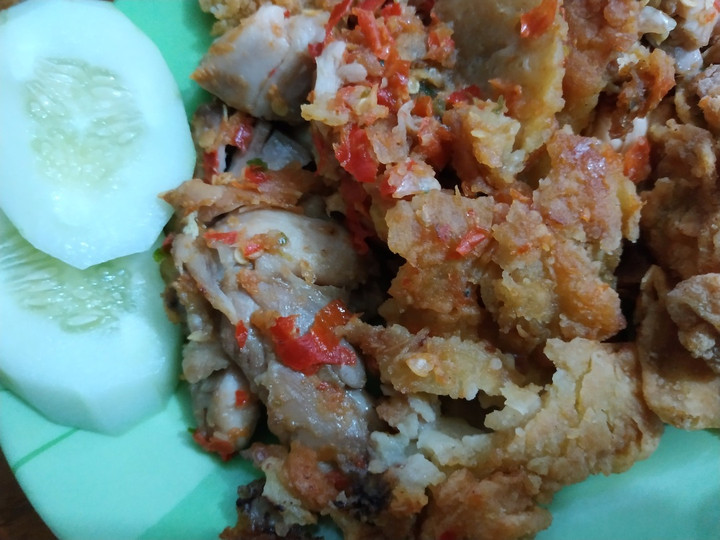 Langkah Mudah untuk Menyiapkan Ayam geprek crispy yang Bisa Manjain Lidah