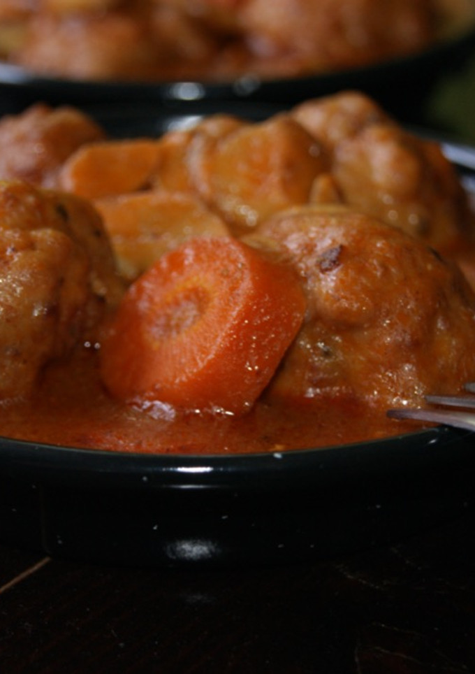 Una foto de Albóndigas en salsa picantes
