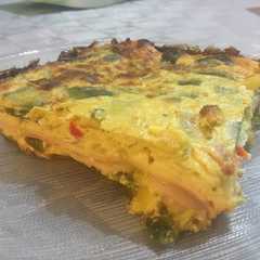 A picture of Soufflé de zapallito relleno de jamón y queso 🤤.