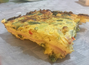 Una foto de Soufflé de zapallito relleno de jamón y queso 🤤
