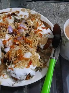 आलू की टिक्की (aloo ki tikki recipe in Hindi) रेसिपी मुख्य फोटो