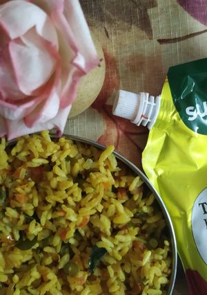 A picture of Quick and easy murmura upma.