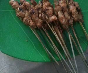 Gampangnya Menyajikan Sate ayam bumbu merah sumenep madura Paling Enak