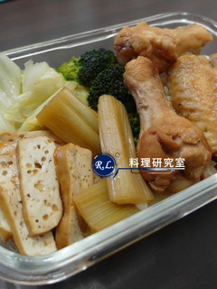 【一鍋到底】大蔥燒雞便當 的食譜成品照片