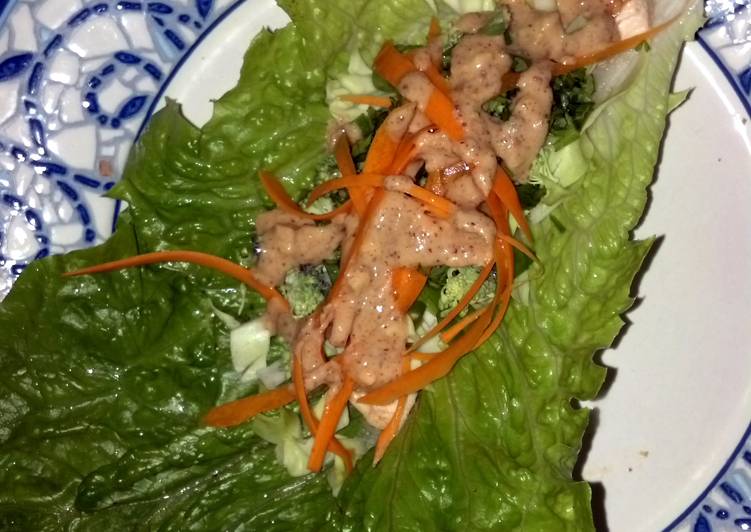 Paleo Thai Chicken Lettuce Wraps