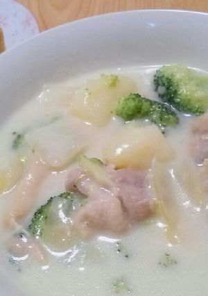 A picture of Cream Stew with Store-Bought Roux.