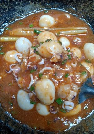 Foto resep Cumi telur puyuh saos padang