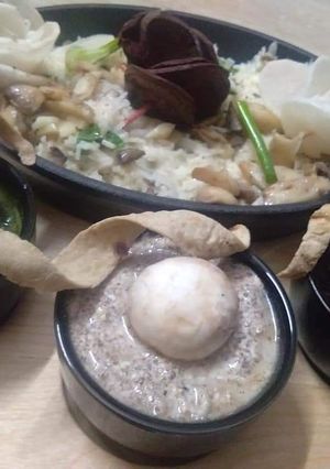 A picture of Mushayroom Risotto.