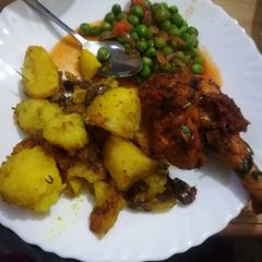 A picture of Baked rosemary potatoes.