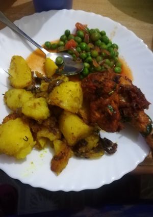 A picture of Baked rosemary potatoes.