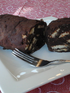 A picture of Devilish Chocolate Rum Log.