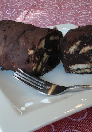 A picture of Devilish Chocolate Rum Log.